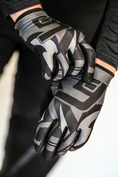 26 FFO Jet Black Gloves